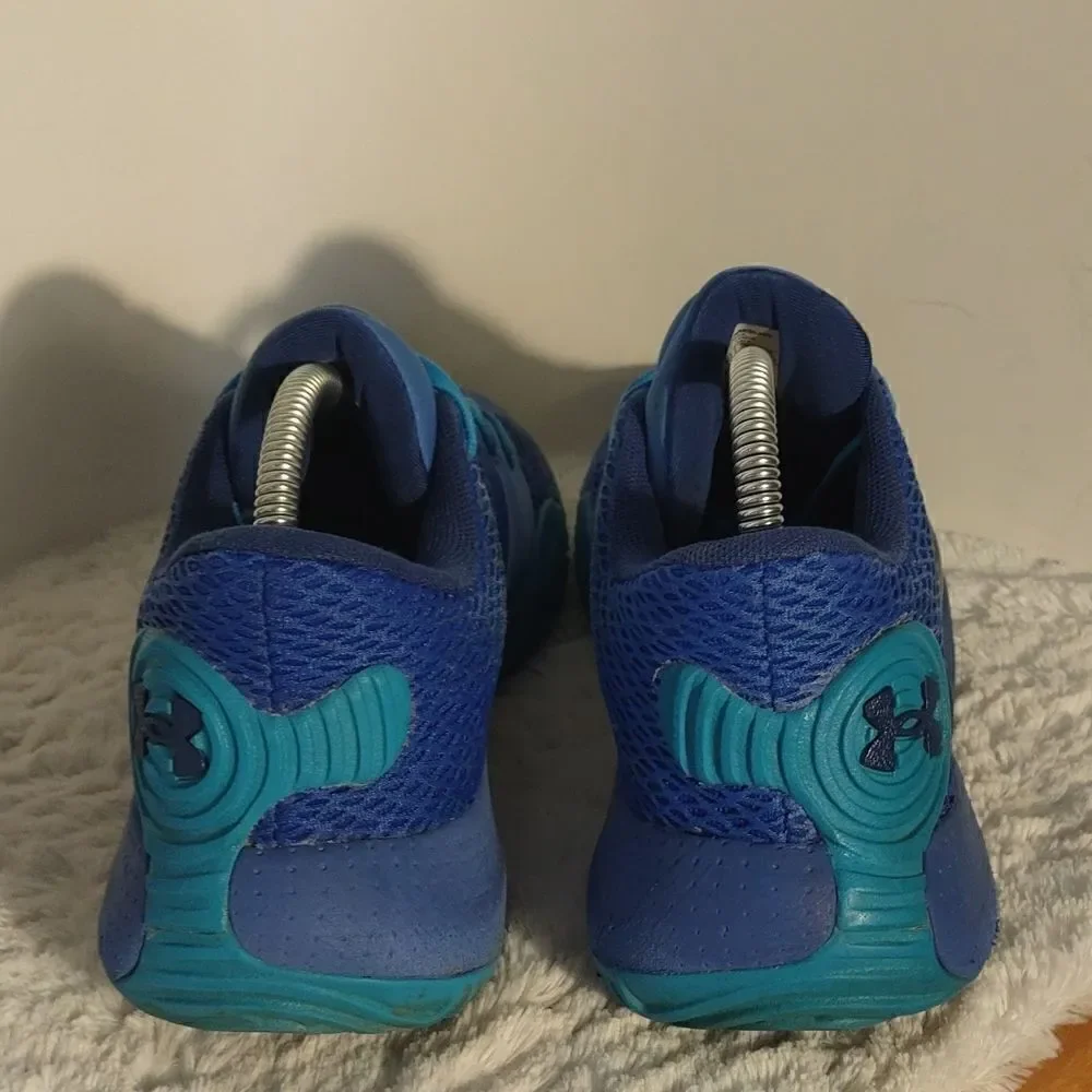 Under Armour Anatomix Spawn 2 Unisex Athletic Sneakers